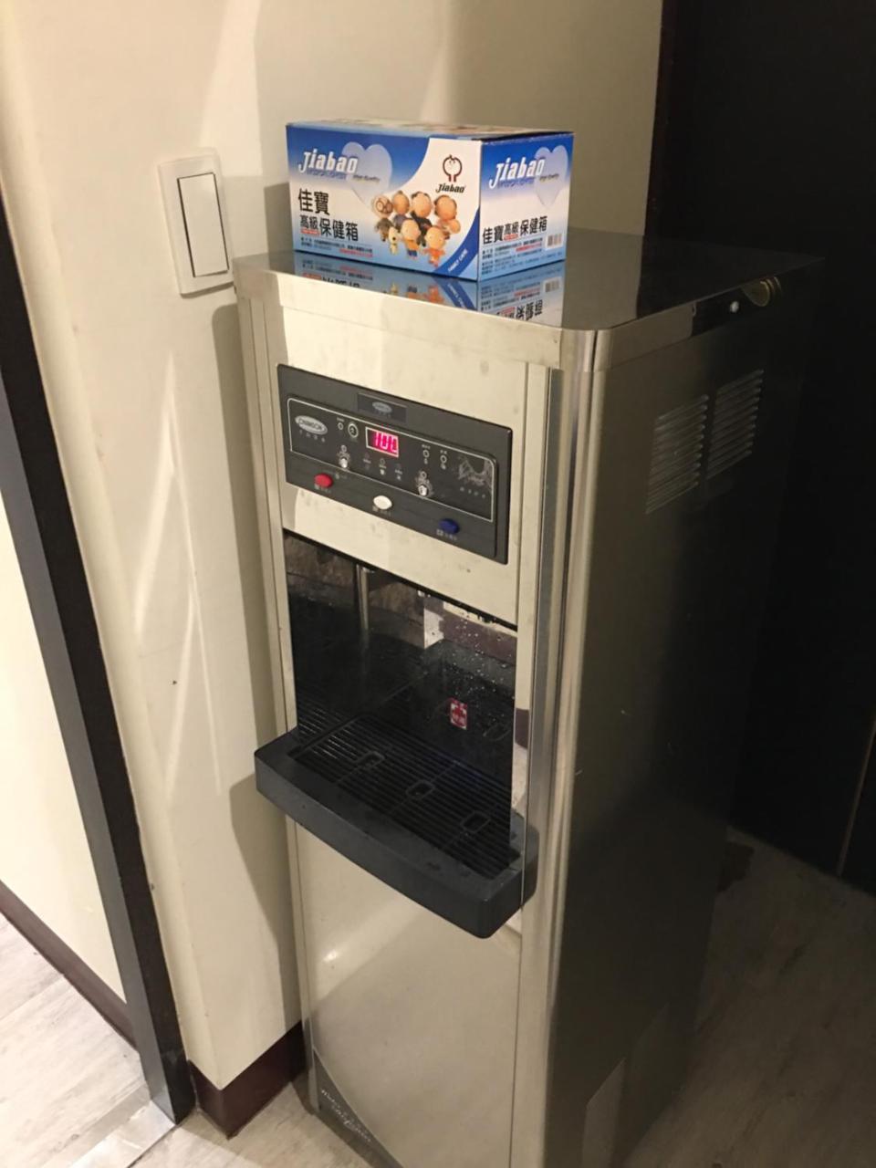 Travel Box Hotel Csupej Kültér fotó